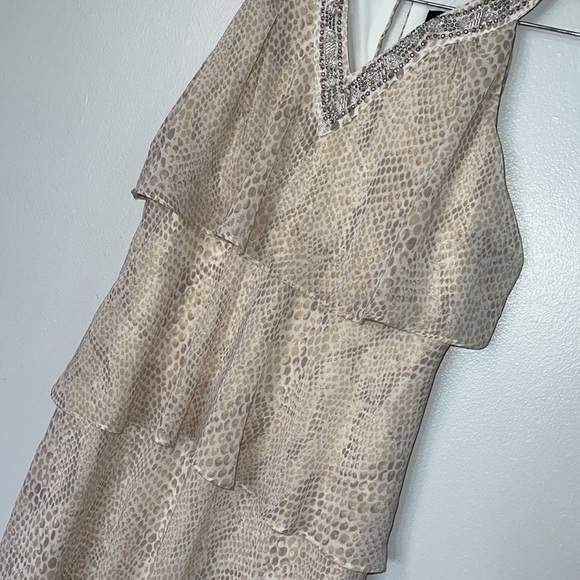 White House Black Markey Dress Size 2 - Picture 3 of 6